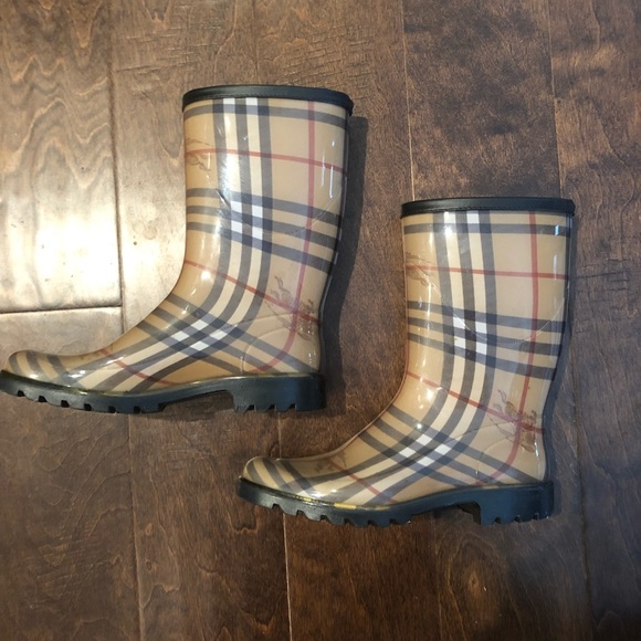 Burberry Plaid Winter & Rain Boots - Tan and Black - Picture 4 of 8